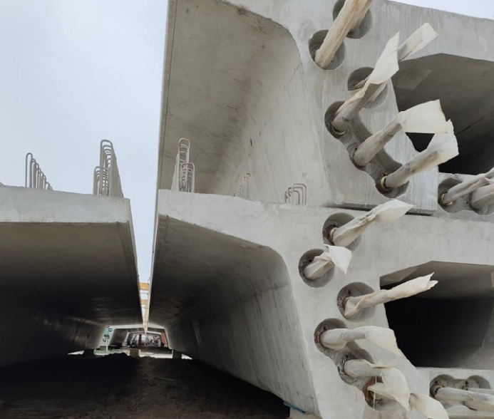 中铁八局一公司承建琴鹤大桥项目