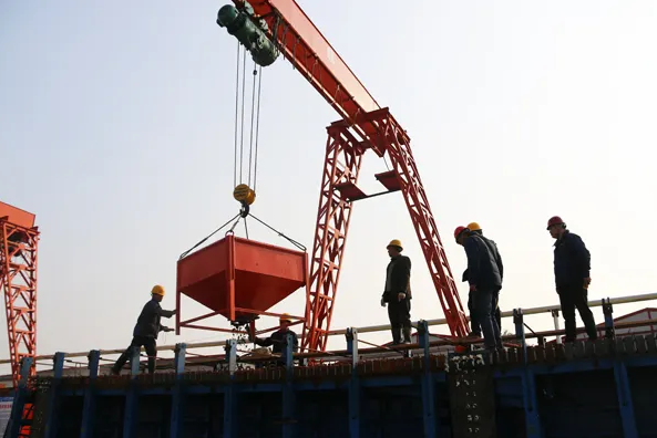 中铁八局一公司承建琴鹤大桥项目